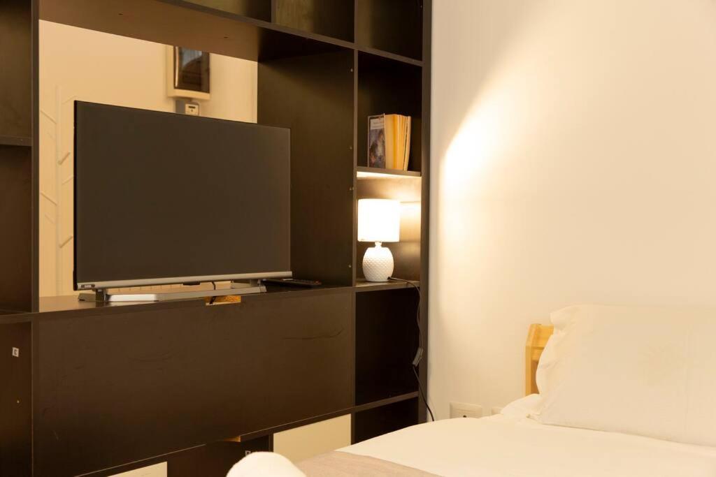 Appartement With Terrace 15 Min To Vatican & Trastevere